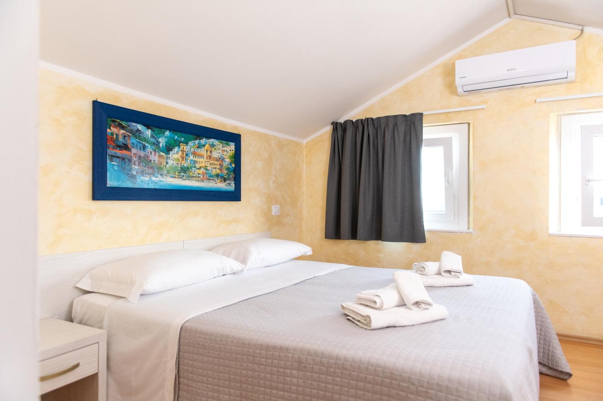 Hotel Hawaii Bed And Coffee Riccione Room photo