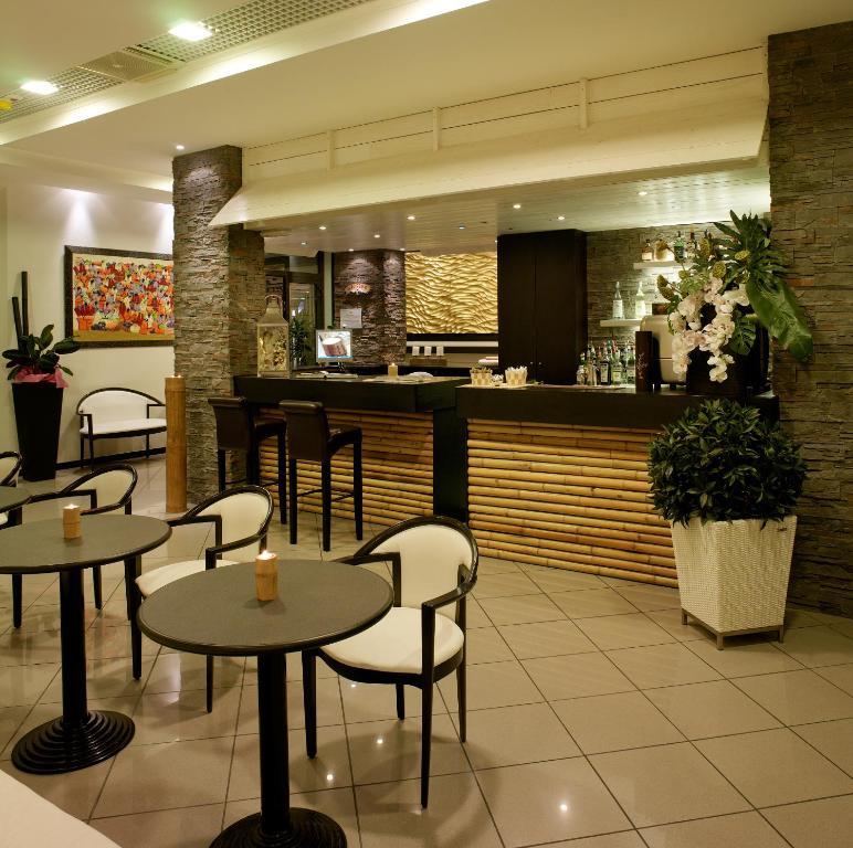 Hotel Hawaii Bed And Coffee Riccione Exterior photo