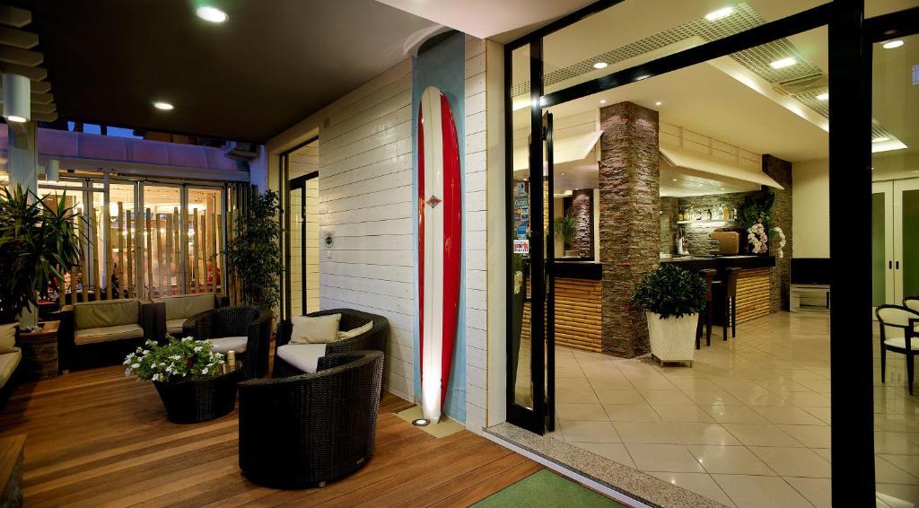 Hotel Hawaii Bed And Coffee Riccione Exterior photo